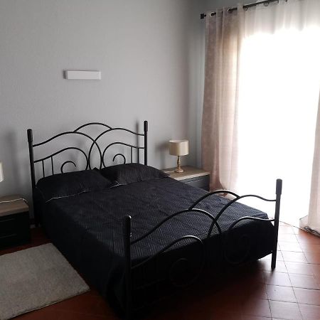 Apartamento Recanto Do Avo อัลบูเฟรา ภายนอก รูปภาพ